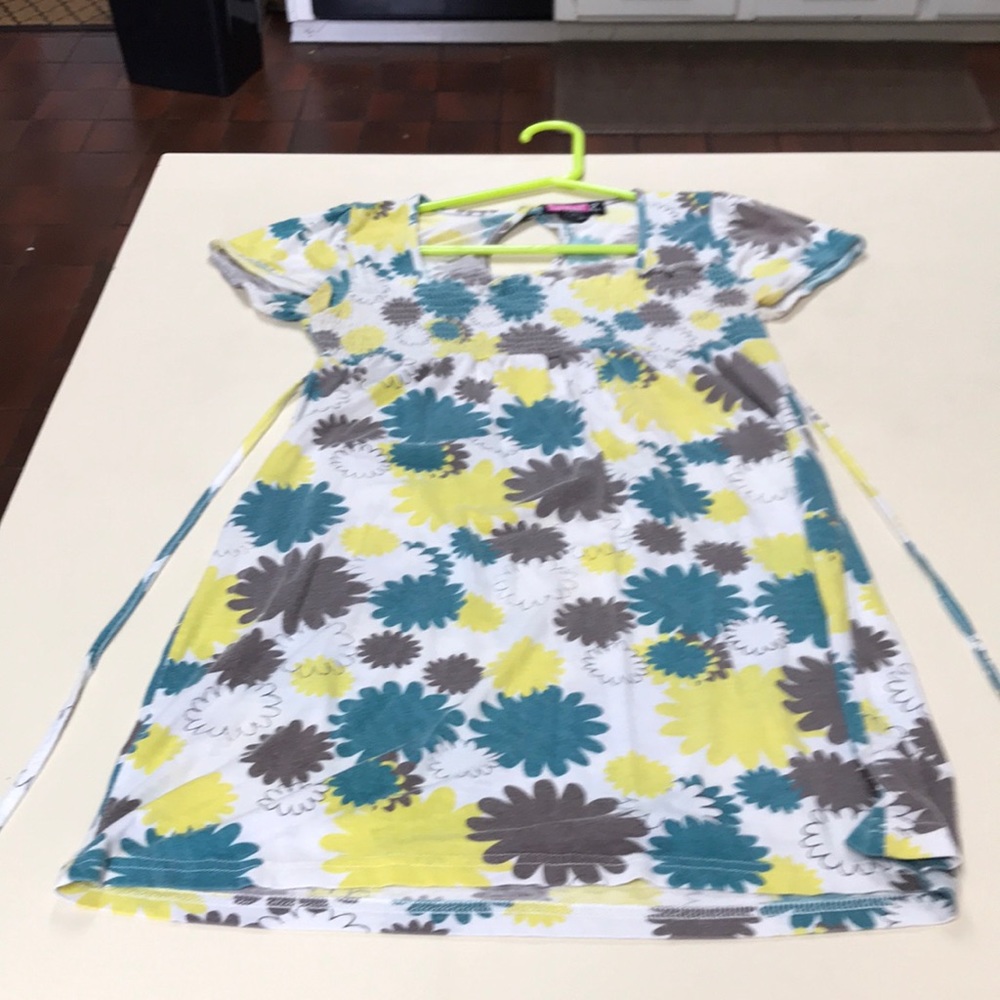 SayWhat women’s blouse. Size M